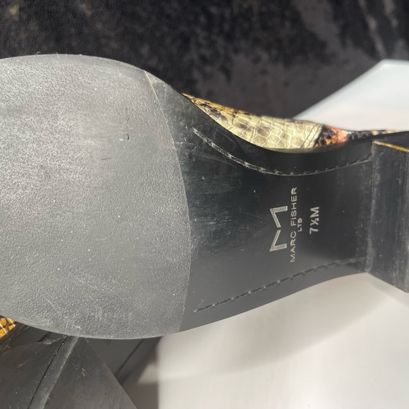 Marc Fisher snake print , pull on booties - Picture 4 of 5